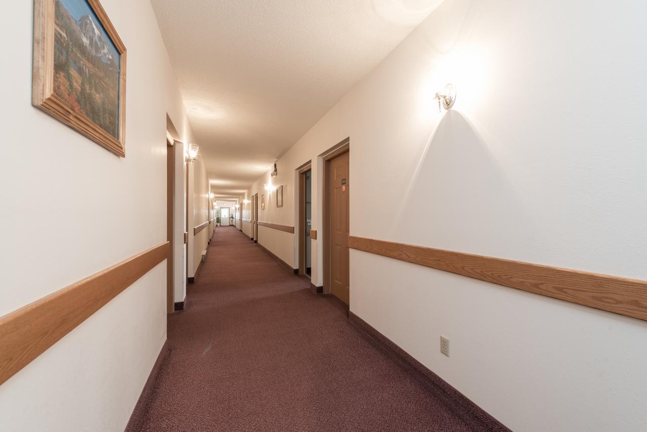 Countryside Motel - Cadott Exterior photo