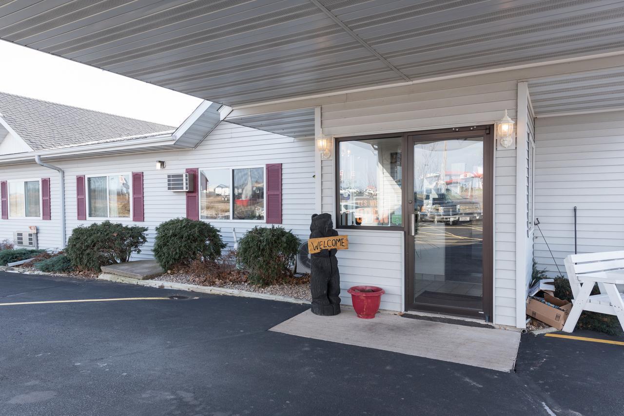 Countryside Motel - Cadott Exterior photo